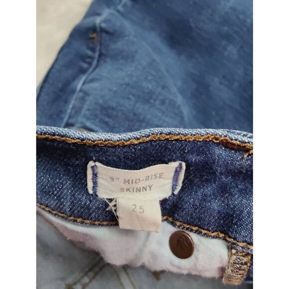 9"  Mid-Rise Skinny Madewell Jeans - Picture 6 of 6